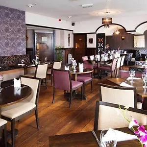 Premier Leeds East Leeds (West Yorkshire)
